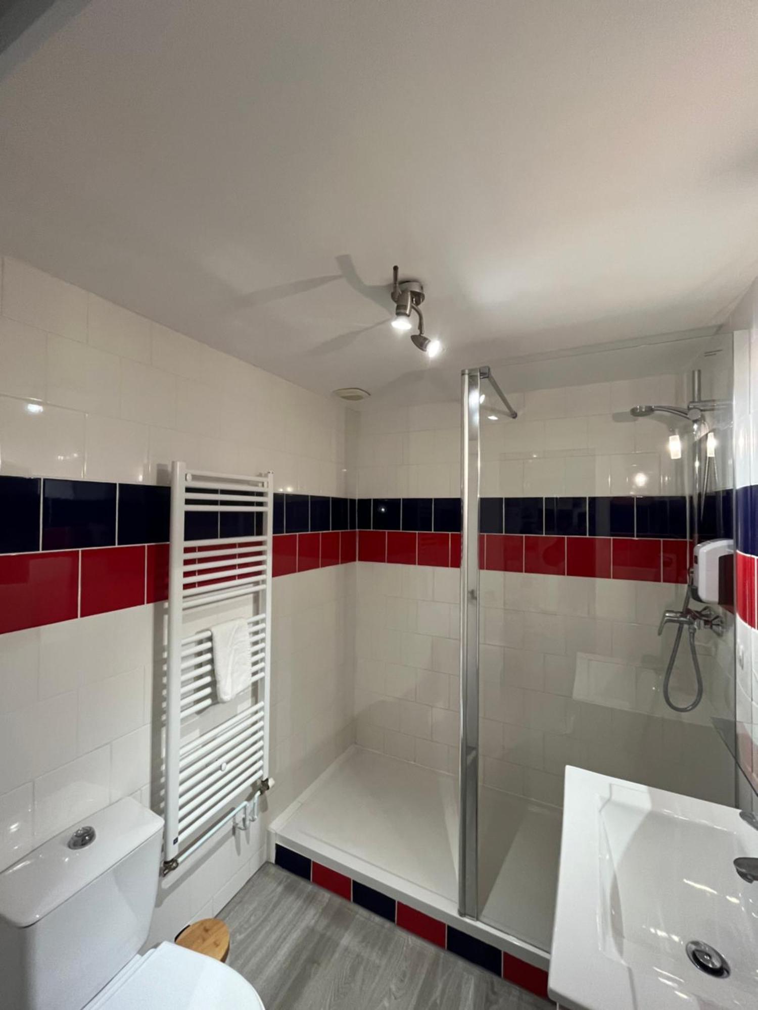 Maria Grazia Hotel Saint-Gâtien-des-Bois Zewnętrze zdjęcie
